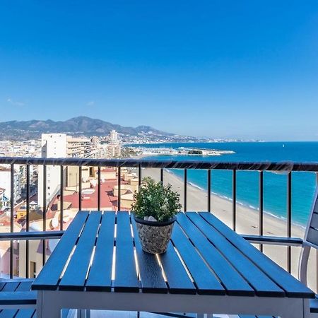 Fuengirola. Bonito Apartamento En Paseo Maritimo. Espectaculares Vistas Al Mar. Primera Linea Kültér fotó